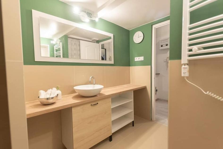 Central Stay Gozsdu Будапеща Екстериор снимка